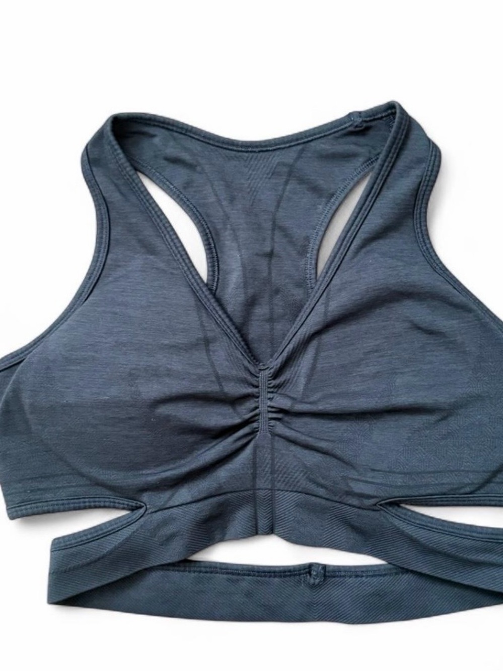Alphalete gray shadow stratus seamless vneck sports bra